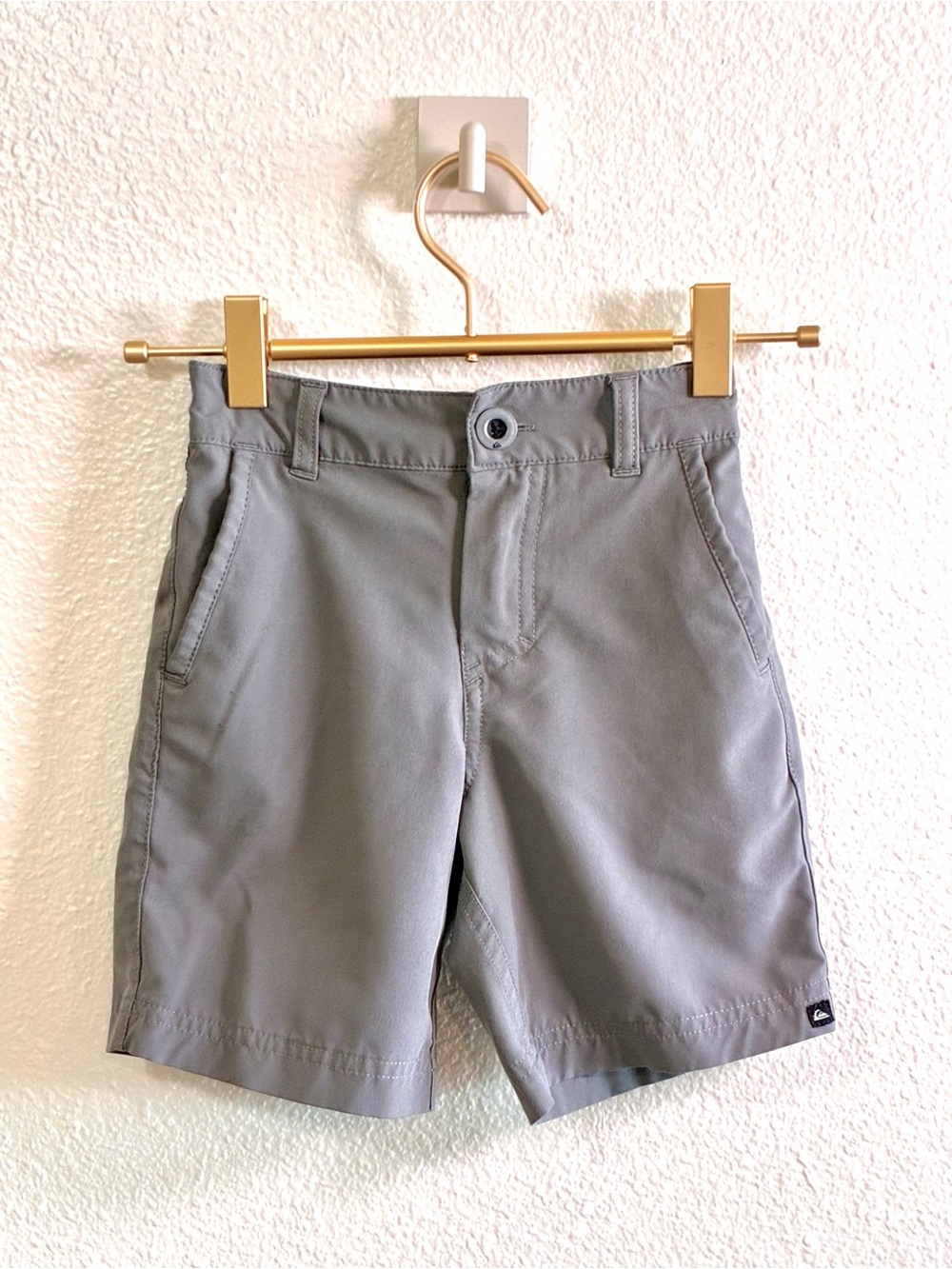 Quiksilver Boys Gray Hybrid Chino Shorts Size 4